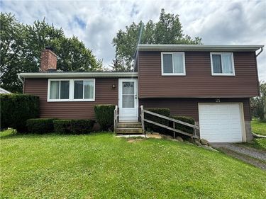 21 Barringer Drive, Hamlin, NY 14464