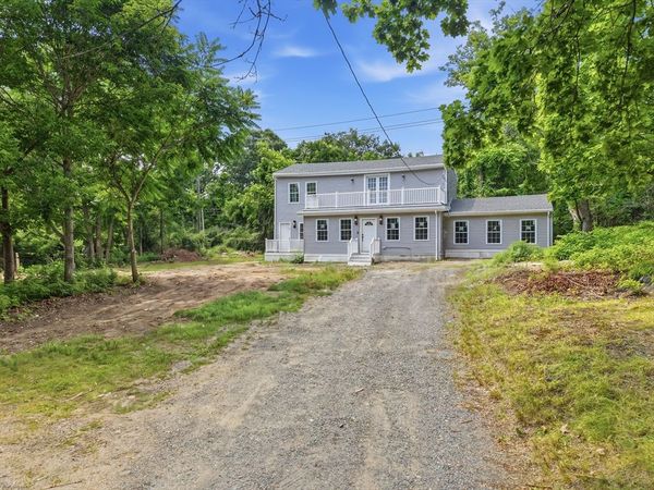 26 Parallel St, Salem, MA 01970