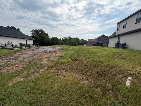 307 N 82nd Court , Broken Arrow, OK 74014