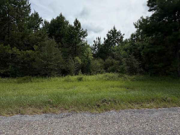 0 R Thompson, Lumberton, MS 39455