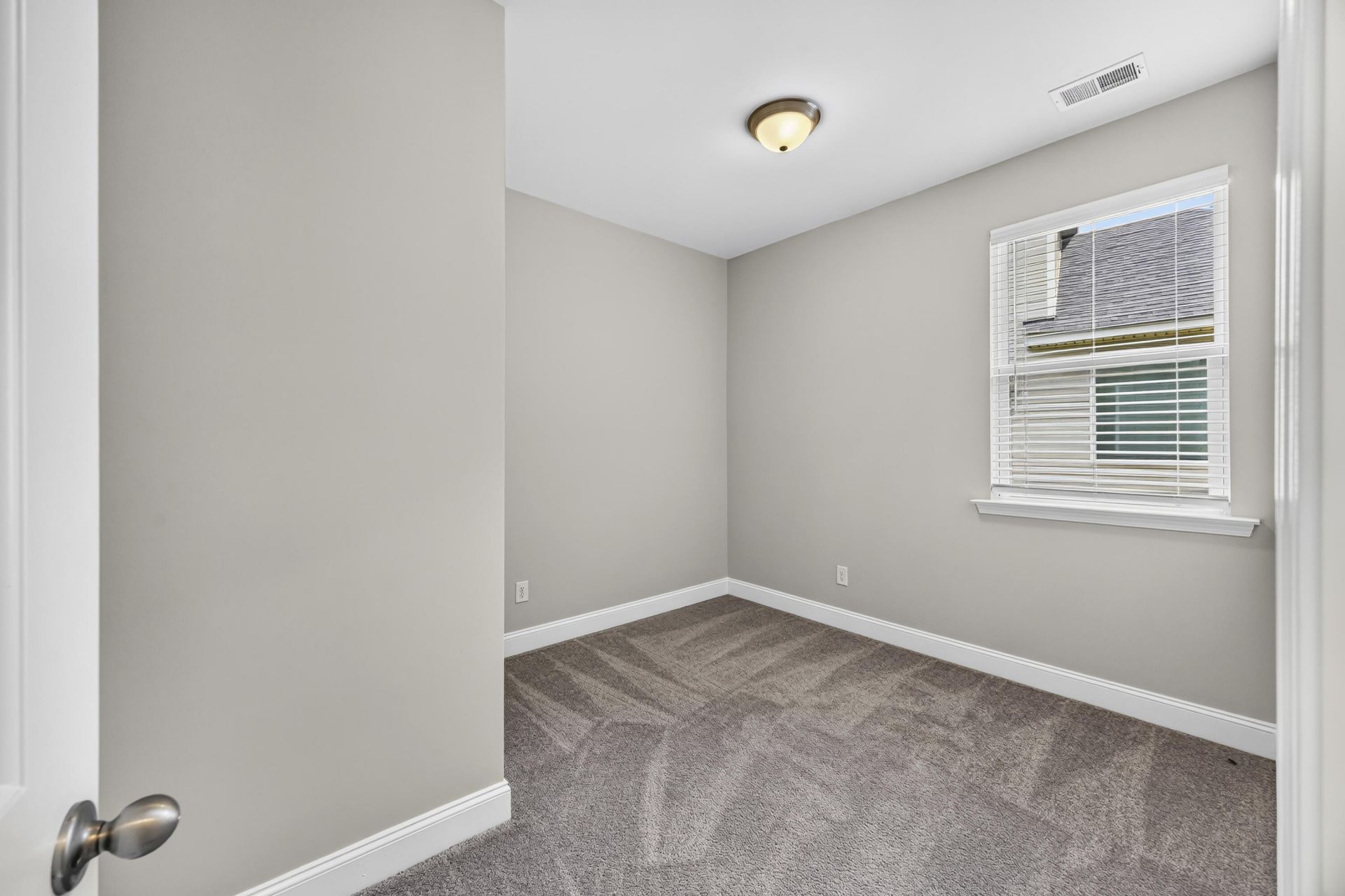 1184 Warrens Way Photo 16