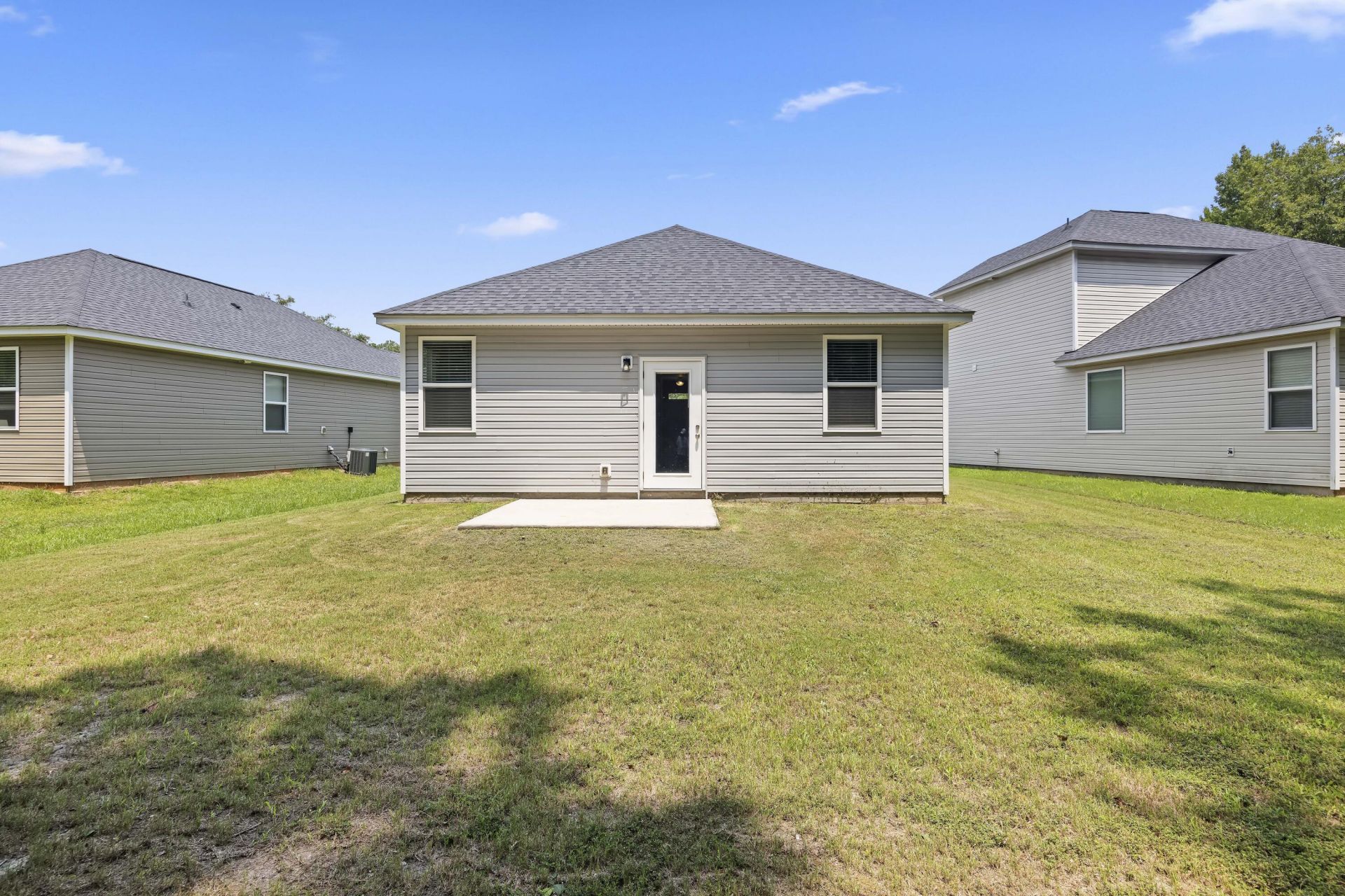 1184 Warrens Way Photo 17