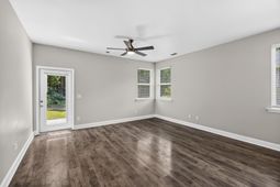 1184 Warrens Way photo 4