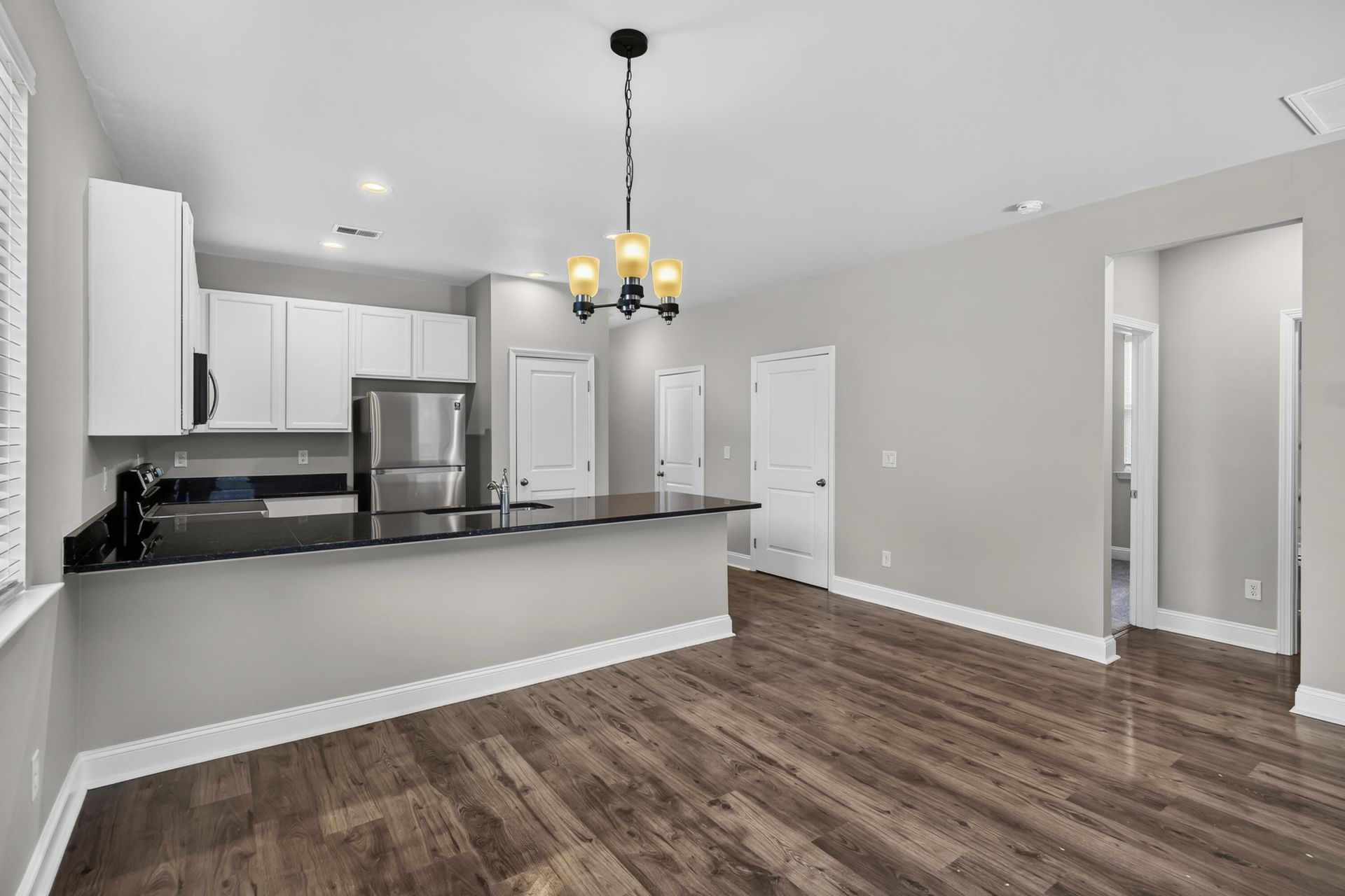 1184 Warrens Way Photo 7