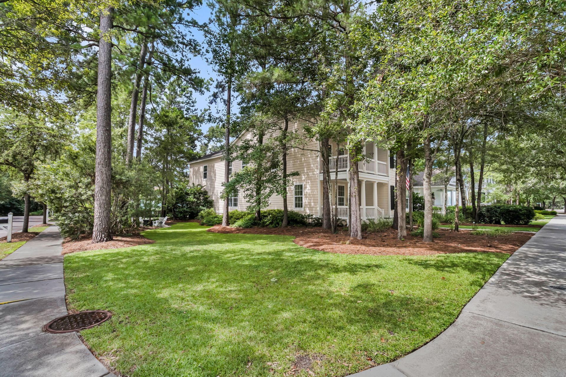 255 Hundred Oaks Parkway Photo 3