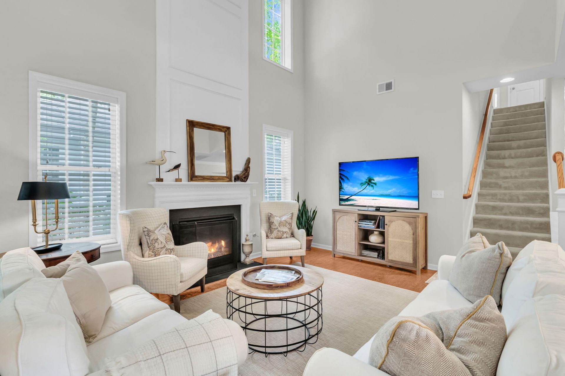 255 Hundred Oaks Parkway Photo 32