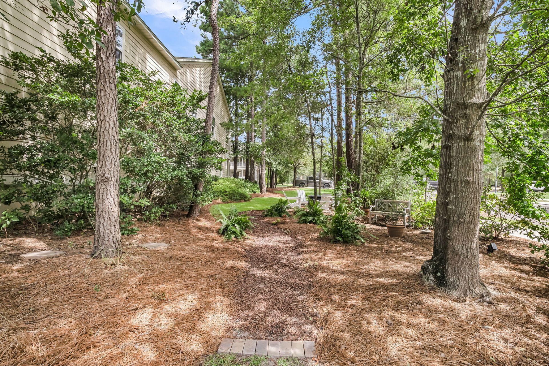 255 Hundred Oaks Parkway Photo 61