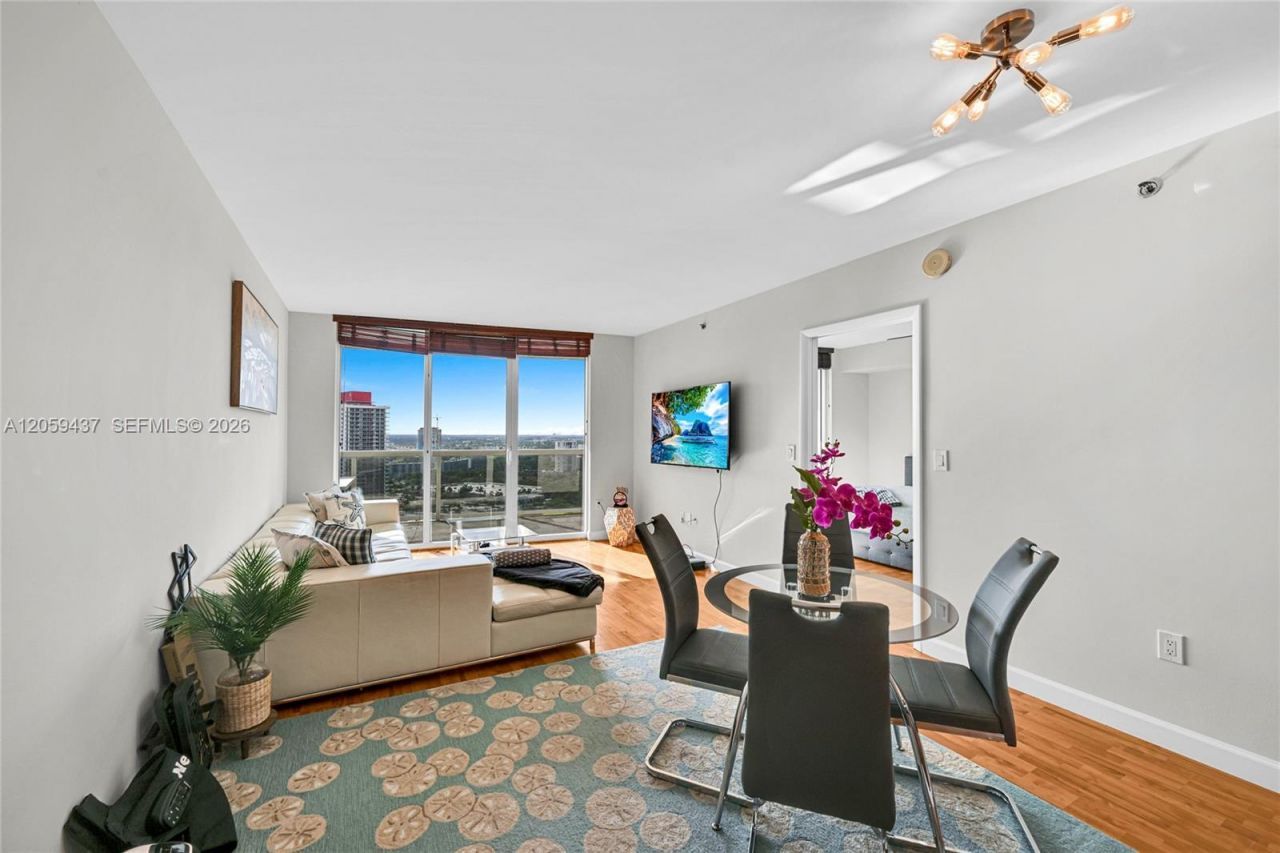 1850 S Ocean Dr, Unit 2709, Hallandale Beach, FL 33009 Photo