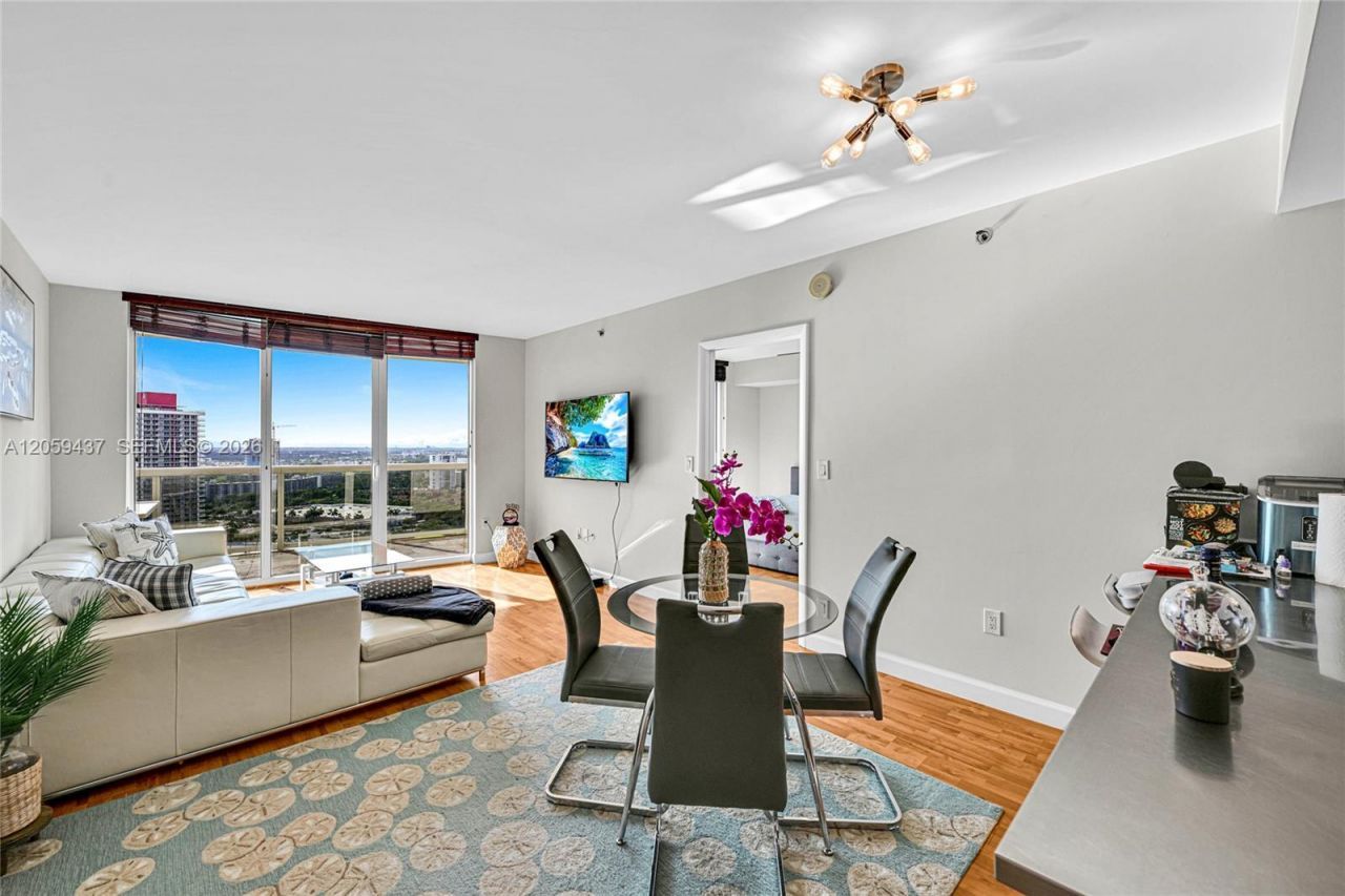 1850 S Ocean Dr, Unit 2709, Hallandale Beach, FL 33009 Photo