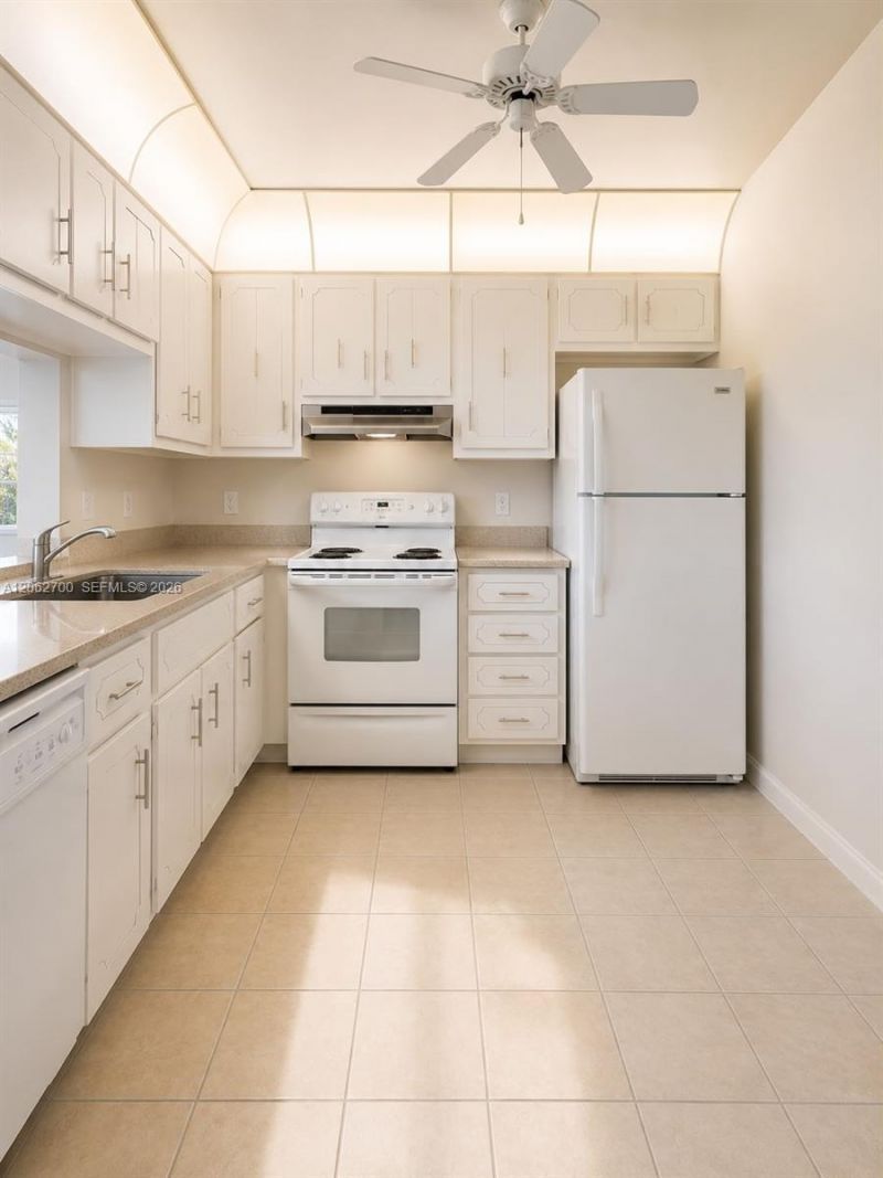 12035 NE 2nd Ave, Unit A310, North Miami, FL 33161 Photo