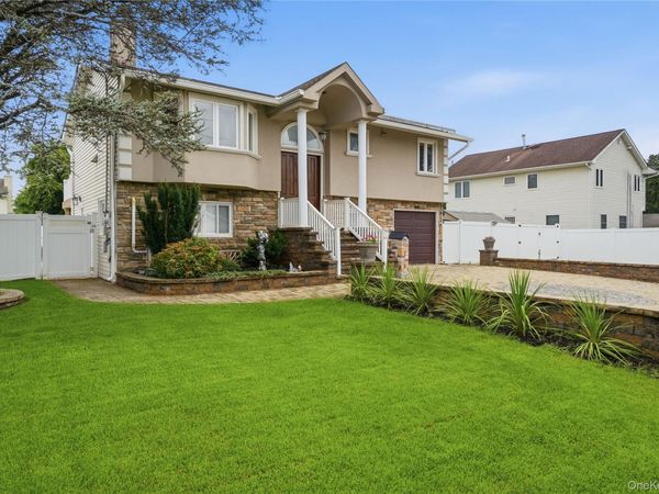 235 Eastwood Avenue , Deer Park, NY 11729