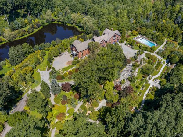 25 Edgar Road, Armonk, NY 10504