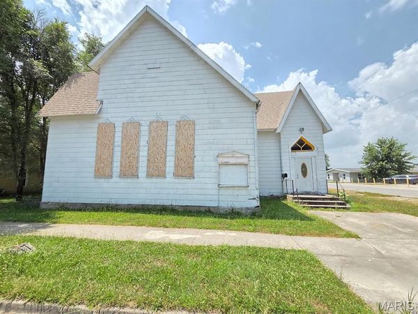 266 N Jefferson Street, Kahoka, MO 63445