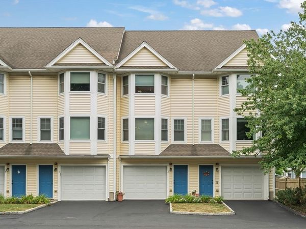 14 1/2 Roundy, Unit 2, Beverly, MA 01915