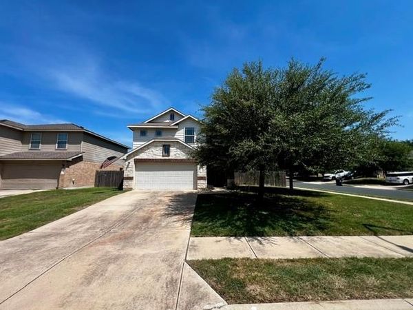 100 Magpie Goose LN , Leander, TX 78641