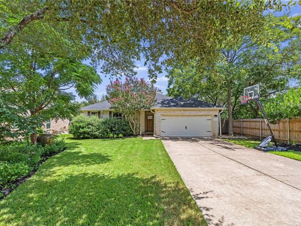 9131 Edwardson LN, Austin, TX 78749