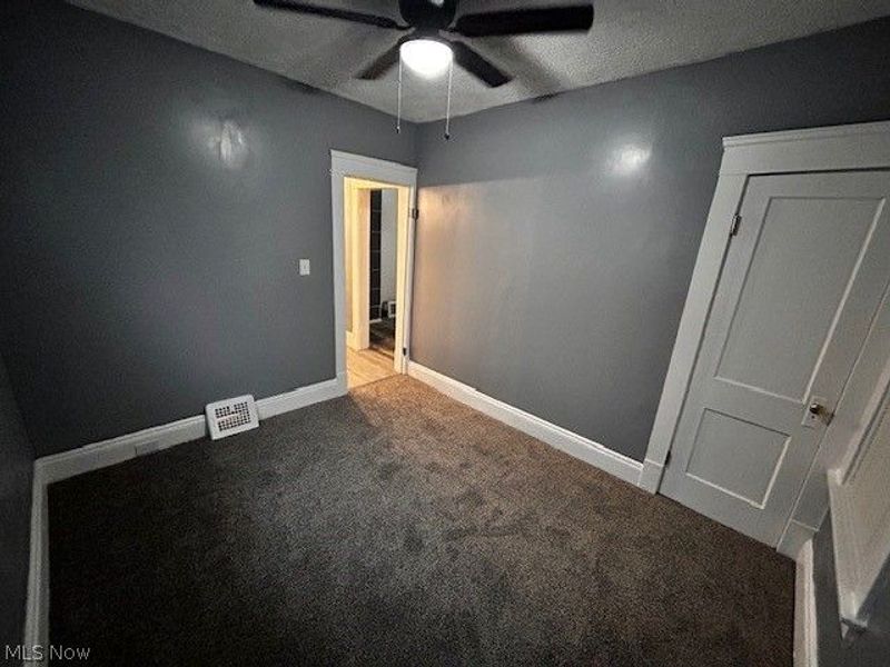 4074 E 143rd Street, Cleveland, OH 44128 Photo 9