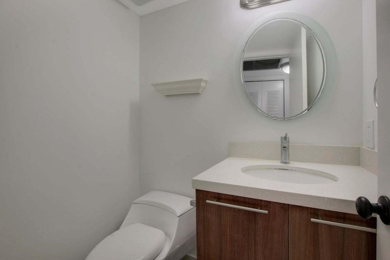 288 Northampton O, West Palm Beach, FL 33417 Photo