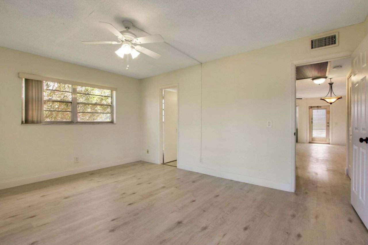 288 Northampton O, West Palm Beach, FL 33417 Photo
