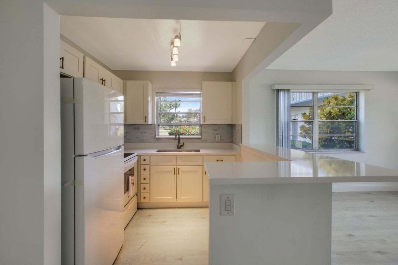 288 Northampton O, West Palm Beach, FL 33417 Photo