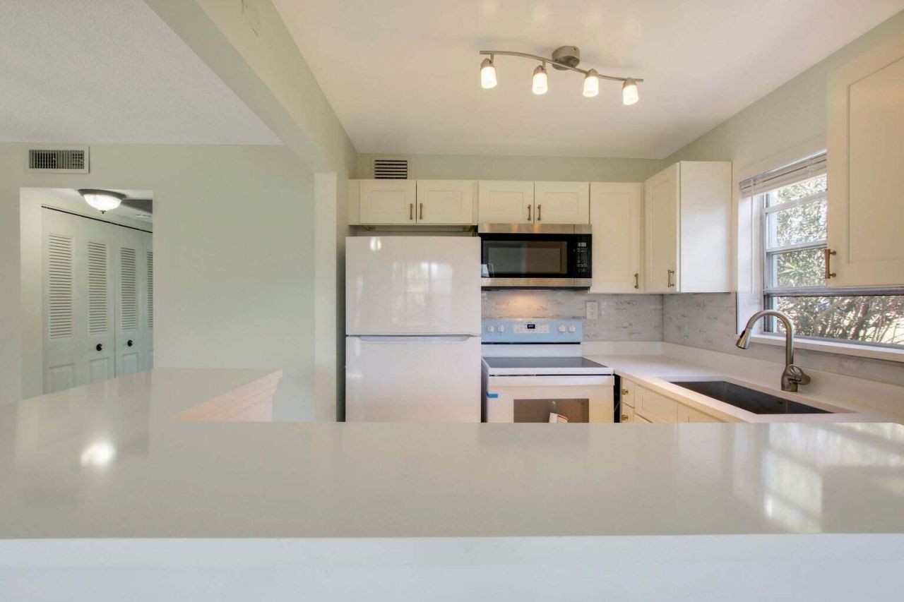 288 Northampton O, West Palm Beach, FL 33417 Photo