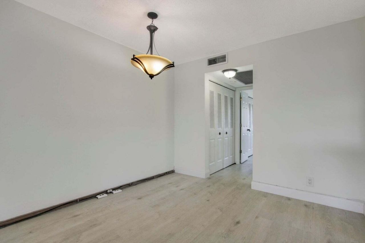 288 Northampton O, West Palm Beach, FL 33417 Photo