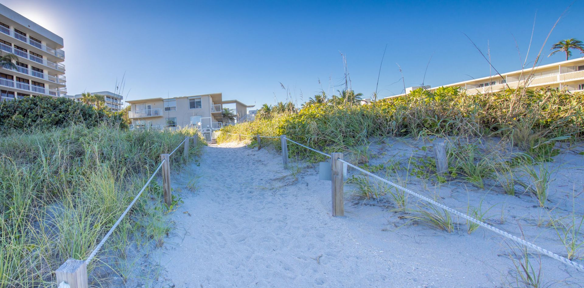 2565 S Ocean Boulevard, Unit 1040, Palm Beach, FL 33480 Photo
