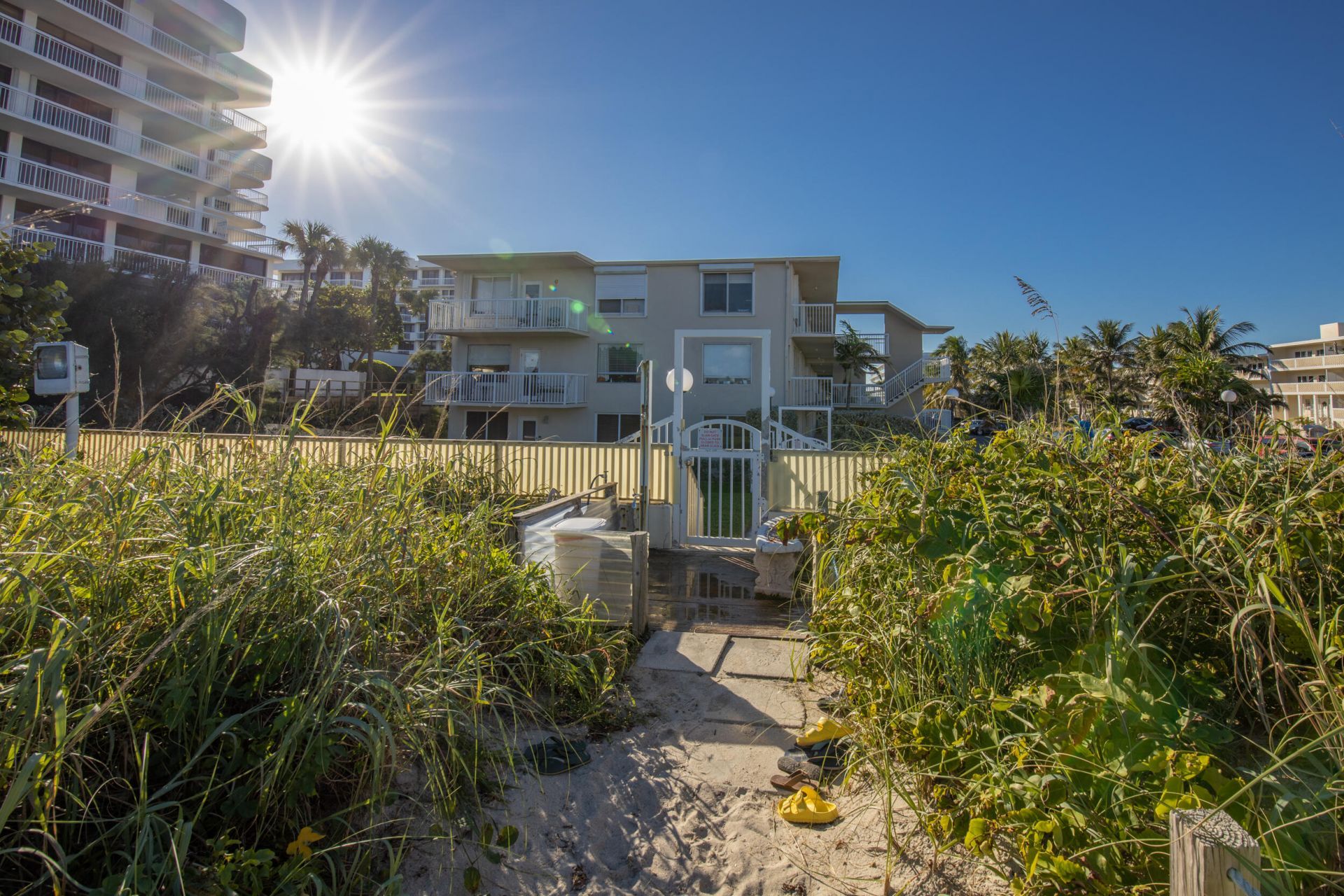 2565 S Ocean Boulevard, Unit 1040, Palm Beach, FL 33480 Photo