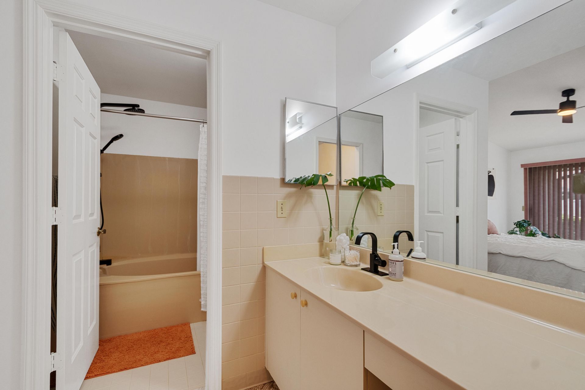 646 Centre Sw, Unit 102, Vero Beach, FL 32962 Photo
