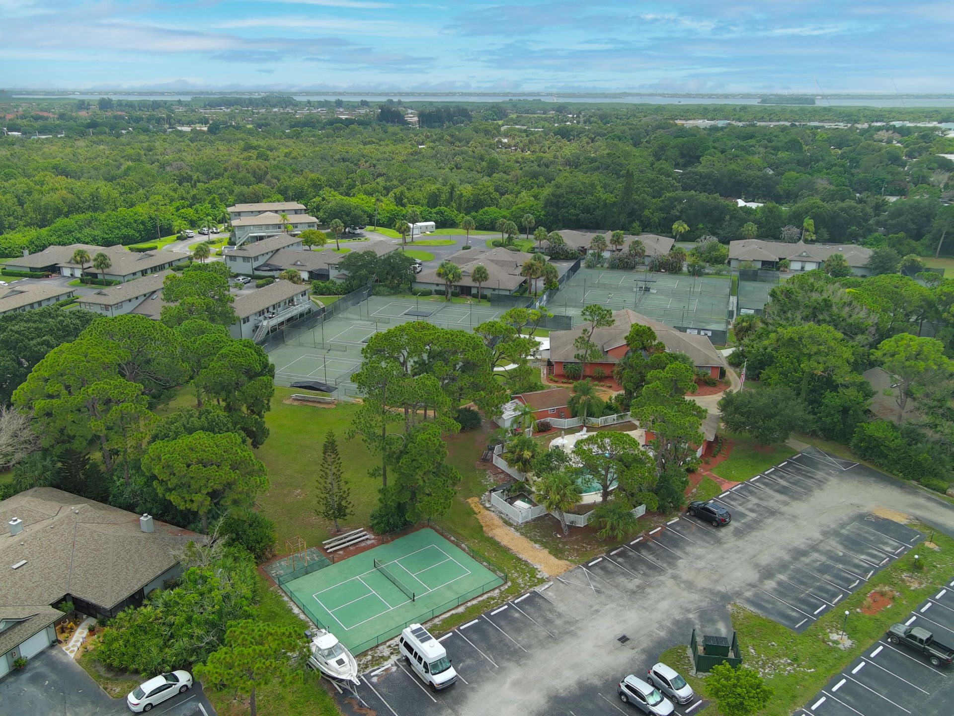 646 Centre Sw, Unit 102, Vero Beach, FL 32962 Photo
