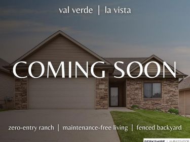 10619 Hillcrest Drive, La Vista, NE 68128