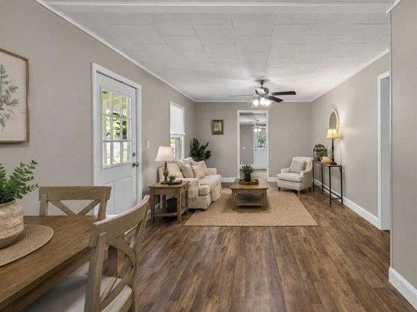 167 South Street , Cornelia, GA 30531