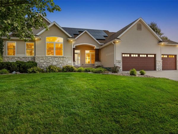 2360 Timber Creek Drive , Marion, IA 52302