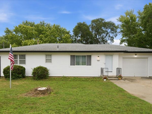 5 HEESCH Avenue, TREYNOR, IA 51575