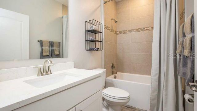 8646 Oakstone Circle , Leesburg, FL 34788 Photo