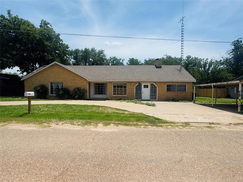 1111 N 5th Street , Haskell, TX 79521 Main Photo