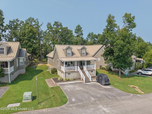 27 Pearl Parkway, Iuka, MS 38852