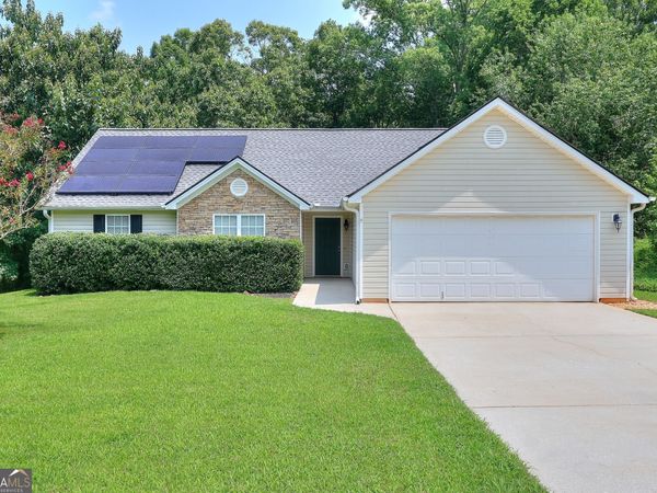 1439 Princeton Drive, Statham, GA 30666