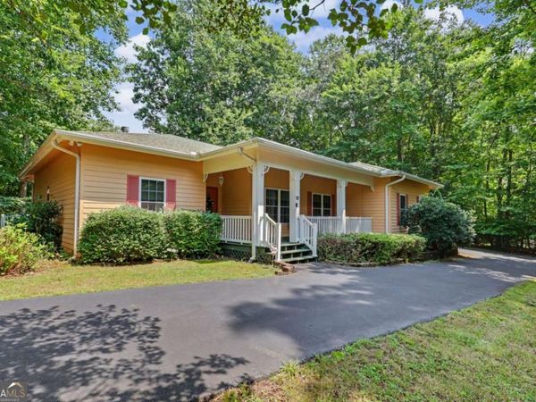 2360 Robin Hood Trail, Hiawassee, GA 30546