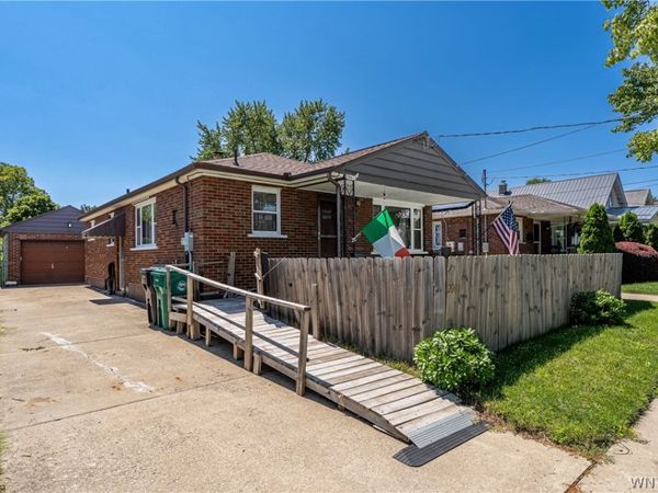 2961 North Avenue, Niagara Falls, NY 14305