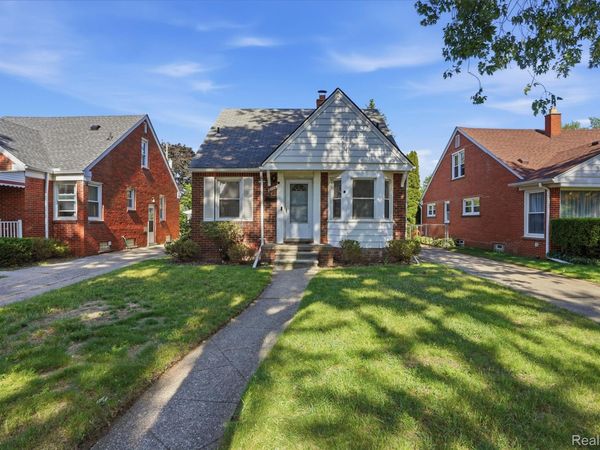 2204 N Franklin Street, Dearborn, Mi 48128