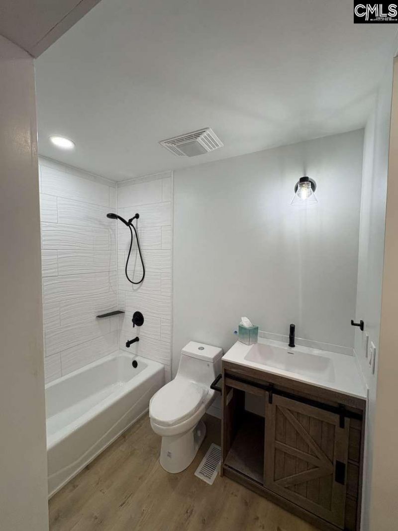 1465 Chestnut Road Photo 18