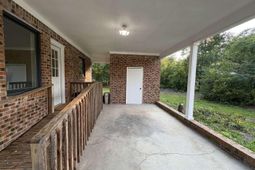 1465 Chestnut Road photo 4