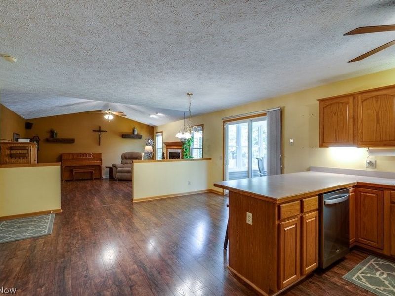 1075 Lanedale Street NW, Massillon, OH 44647 Photo 8