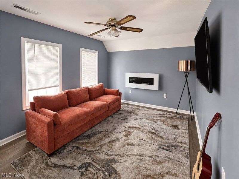 7602 Wentworth Avenue , Cleveland, OH 44102 Photo 14