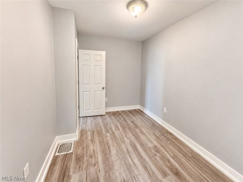 7602 Wentworth Avenue , Cleveland, OH 44102 Photo 24