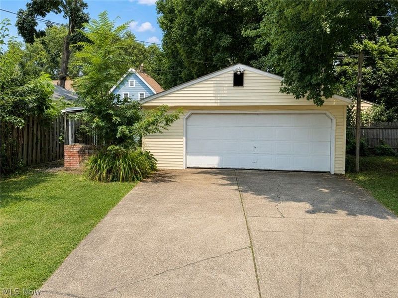 7602 Wentworth Avenue , Cleveland, OH 44102 Photo 5