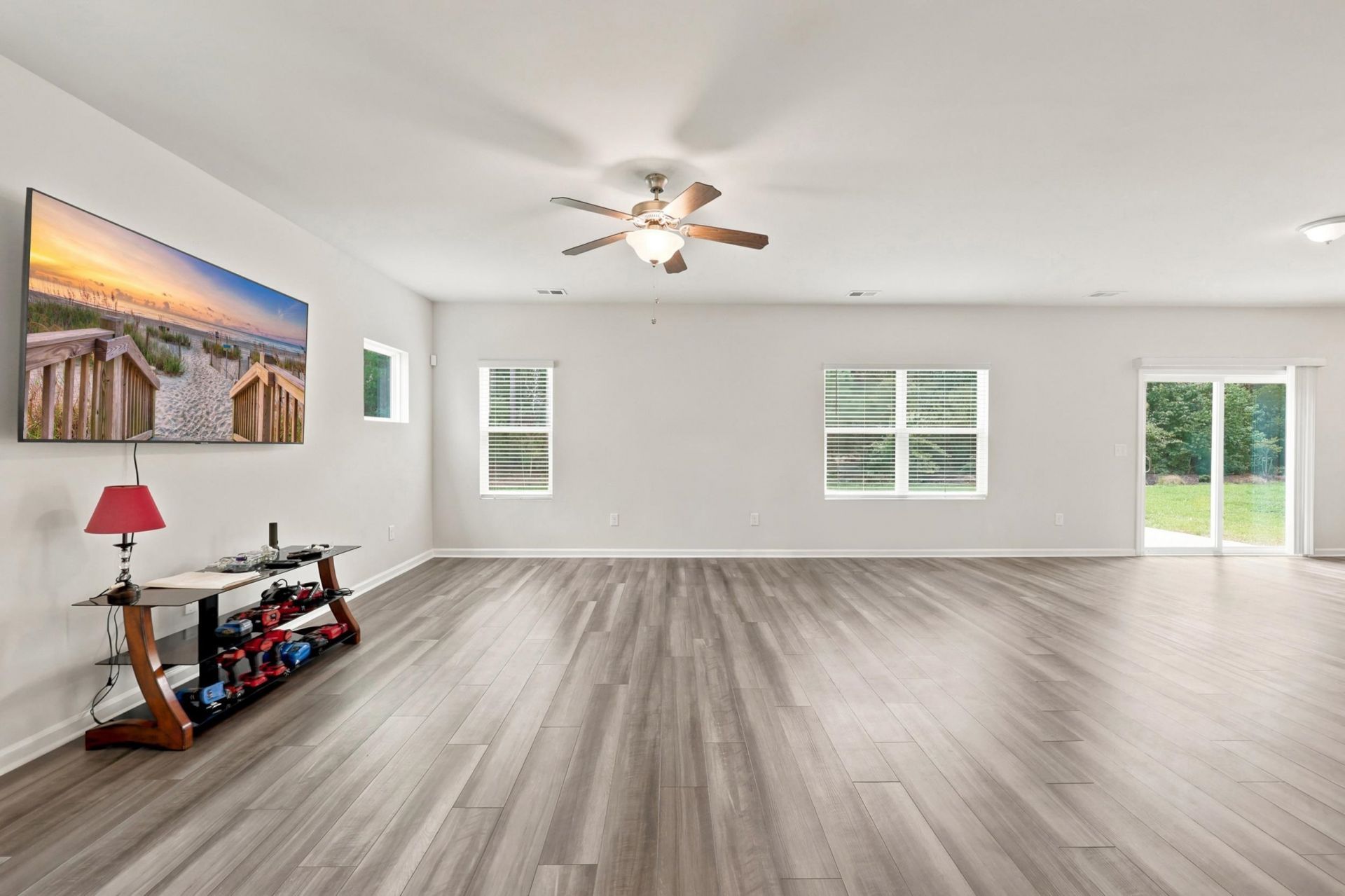 1250 Boswell Ct. Photo 15