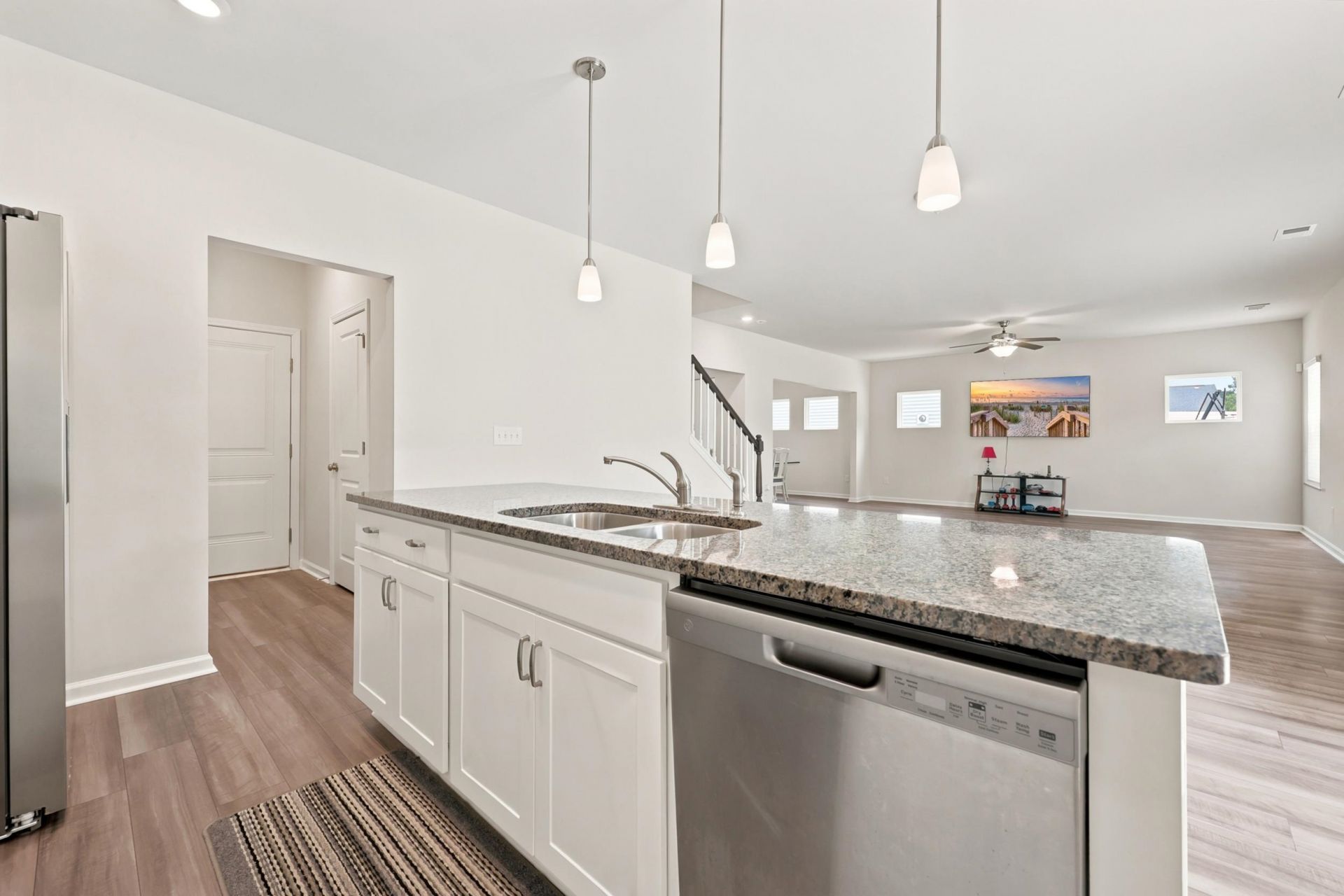 1250 Boswell Ct. Photo 18