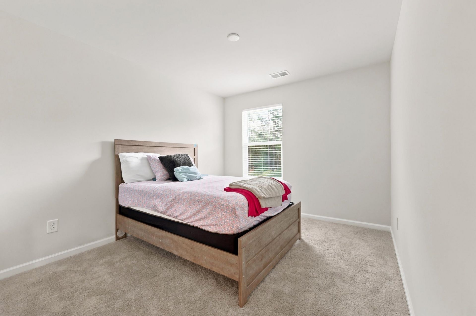 1250 Boswell Ct. Photo 29